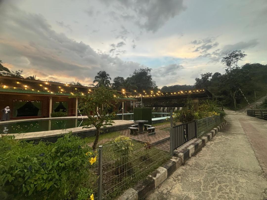 Yeob Village Kampong Padang  Kültér fotó